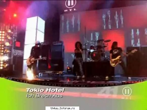 poze cu th - imi pare rau k deformez pagina dar chiar nu mha - tokio hotel